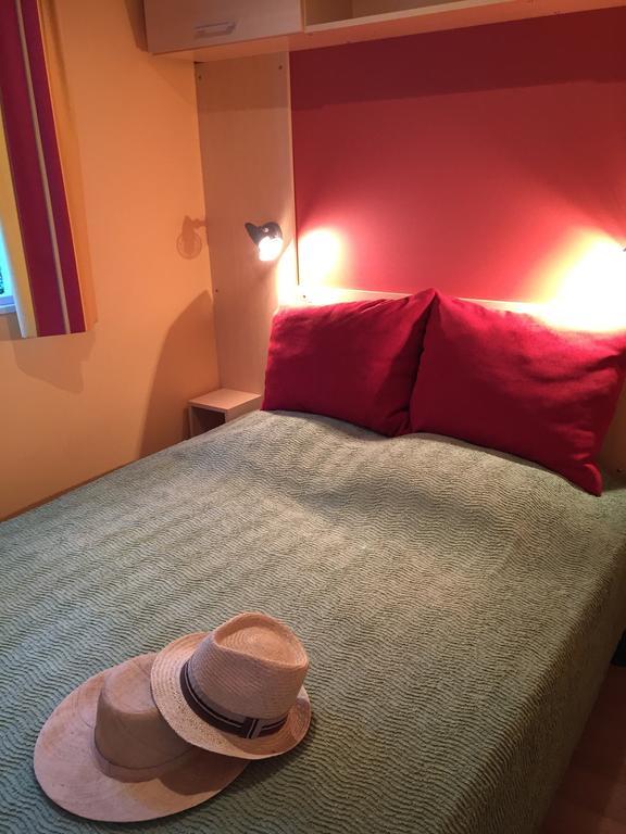 San-Martino-di-Lota Camping Les Orangers מראה חיצוני תמונה