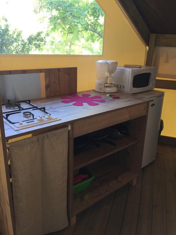 San-Martino-di-Lota Camping Les Orangers מראה חיצוני תמונה